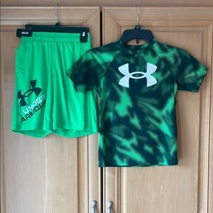 Under Armour Green Athletic Set